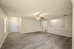 4024 Mantis St, Fort Worth, TX 76106 - Photo 9