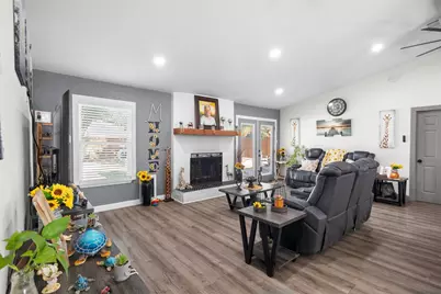 203 Lemon Drive, Arlington, TX 76018 - Photo 7