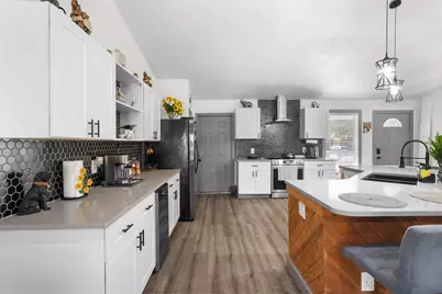 203 Lemon Drive, Arlington, TX 76018 - Photo 5