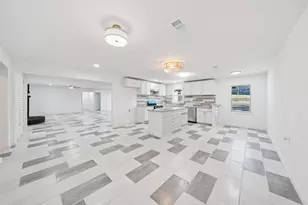 2707 Alamain Dr, Dallas, TX 75241 - Photo 13