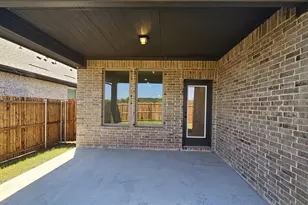 702 Roanoke Dr, Princeton, TX 75407 - Photo 33