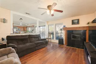 2005 Inverness Dr, Carrollton, TX 75007 - Photo 9