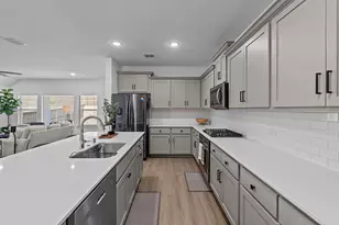 10608 Volente Ct, Fort Worth, TX 76126 - Photo 9