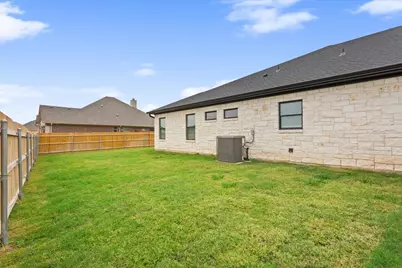959 Gallant Fox Road, Hewitt, TX 76643 - Photo 35