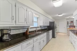 2401 Bluffton Dr, Plano, TX 75075 - Photo 21