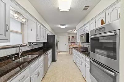 2401 Bluffton Drive, Plano, TX 75075 - Photo 21