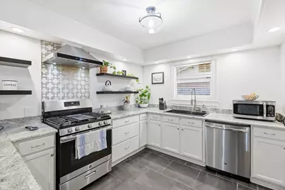 829 Inwood Drive, McKinney, TX 75069 - Photo 13