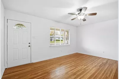 4716 Kilpatrick Avenue, Fort Worth, TX 76107 - Photo 5