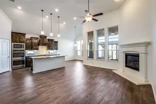 2301 Prairie Glen St, Lewisville, TX 75056 - Photo 5