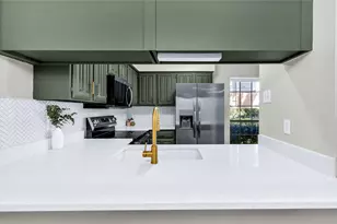 881 Dublin Dr, Richardson, TX 75080 - Photo 5