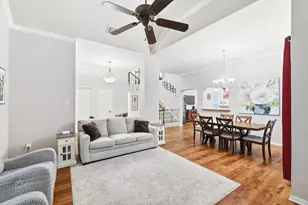 4506 Dorchester Ct, Grapevine, TX 76051 - Photo 11