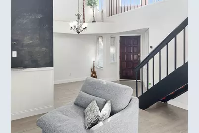 539 Ranch Trail #172, Irving, TX 75063 - Photo 5