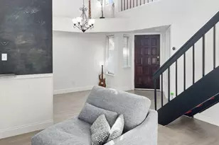 539 Ranch Trail, Irving, TX 75063 - Photo 5