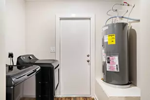 1337 E Houston St, Paris, TX 75460 - Photo 9