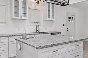 509 Maple St, Commerce, TX 75428 - Photo 13