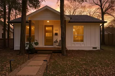 1204 S Waverly Drive, Dallas, TX 75208 - Photo 1