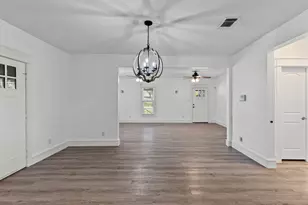 509 Maple St, Commerce, TX 75428 - Photo 11