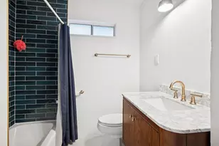 7626 Dentcrest Dr, Dallas, TX 75254 - Photo 9