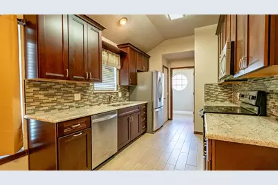 4018 View Point Drive, Granbury, TX 76048 - Photo 15