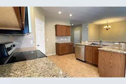 8203 Macgregor Drive, Arlington, TX 76002 - Photo 13