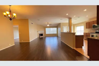 8203 Macgregor Drive, Arlington, TX 76002 - Photo 5