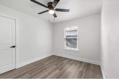 2933 Lucinda Lane, Fort Worth, TX 76119 - Photo 21