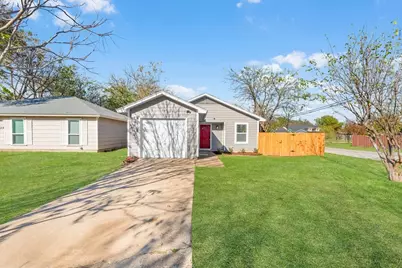 2933 Lucinda Lane, Fort Worth, TX 76119 - Photo 5