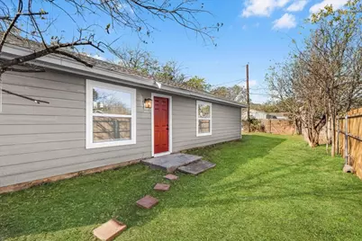 2933 Lucinda Lane, Fort Worth, TX 76119 - Photo 25