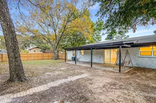 1200 Walker Dr, Hurst, TX 76053 - Photo 37