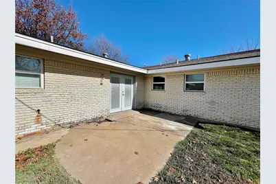 725 Danish Drive, Grand Prairie, TX 75050 - Photo 21