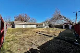 725 Danish Dr, Grand Prairie, TX 75050 - Photo 1