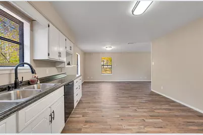 740 10th Street SE, Paris, TX 75460 - Photo 13