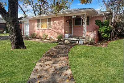 403 W Tarleton Street, Stephenville, TX 76401 - Photo 1