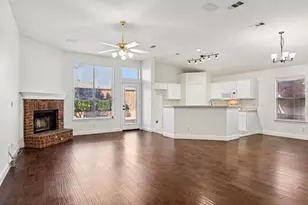 1075 Port Sullivan Dr, Little Elm, TX 75068 - Photo 7