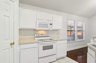 1075 Port Sullivan Dr, Little Elm, TX 75068 - Photo 13