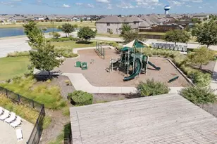 1821 Ridge Creek Ln, Aubrey, TX 76227 - Photo 29