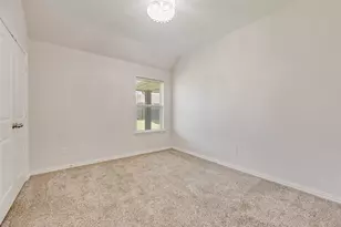 1821 Ridge Creek Ln, Aubrey, TX 76227 - Photo 23