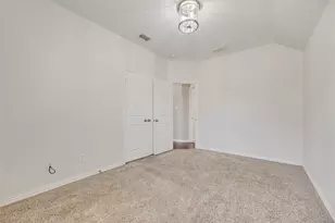 1821 Ridge Creek Ln, Aubrey, TX 76227 - Photo 21