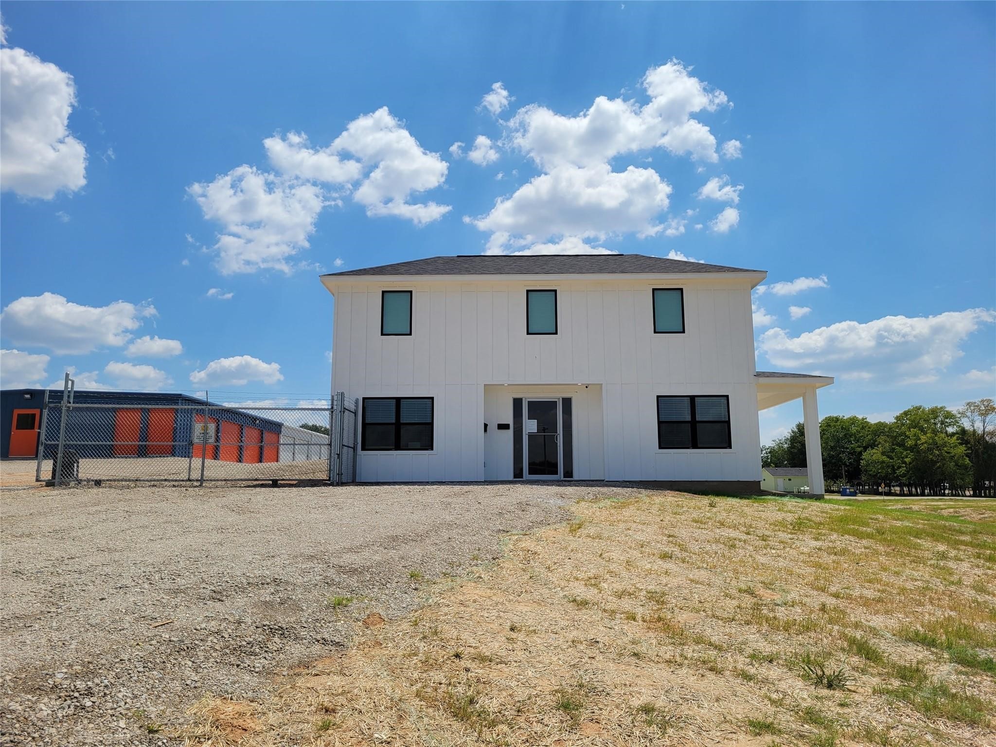1317 E Main St, Gun Barrel City, TX 75156 - MLS 21118353 - Coldwell Banker
