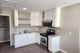 1317 E Main St, Gun Barrel City, TX 75156 - Photo 5