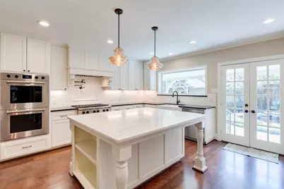 7026 Lakewood Boulevard, Dallas, TX 75214 - Photo 19