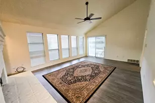 2215 Winter Sunday Way, Arlington, TX 76012 - Photo 3