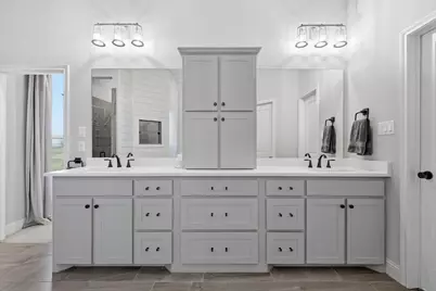 235 Columbia Court, Springtown, TX 76082 - Photo 17