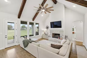 235 Columbia Ct, Springtown, TX 76082 - Photo 5