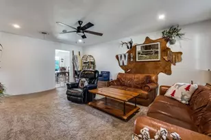 1406 Vine St, Bridgeport, TX 76426 - Photo 3