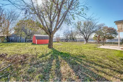 1406 Vine Street, Bridgeport, TX 76426 - Photo 17