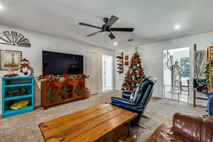 1406 Vine St, Bridgeport, TX 76426 - Photo 3