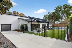 2405 Mesa Dr, Richardson, TX 75080 - Photo 37