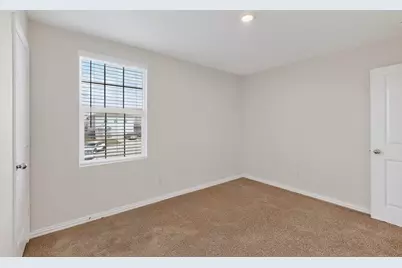 9206 Marilyn Place, Dallas, TX 75227 - Photo 21