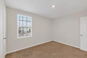 9206 Marilyn Pl, Dallas, TX 75227 - Photo 21